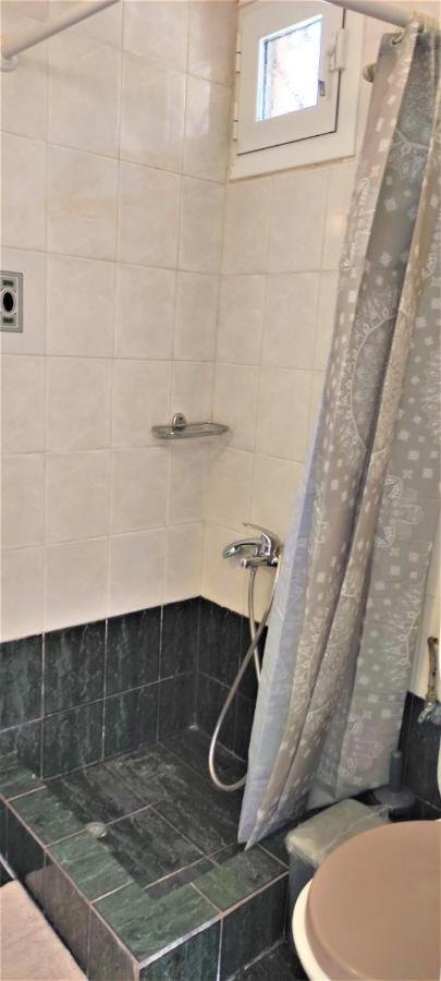 Fani's 3 Apartment